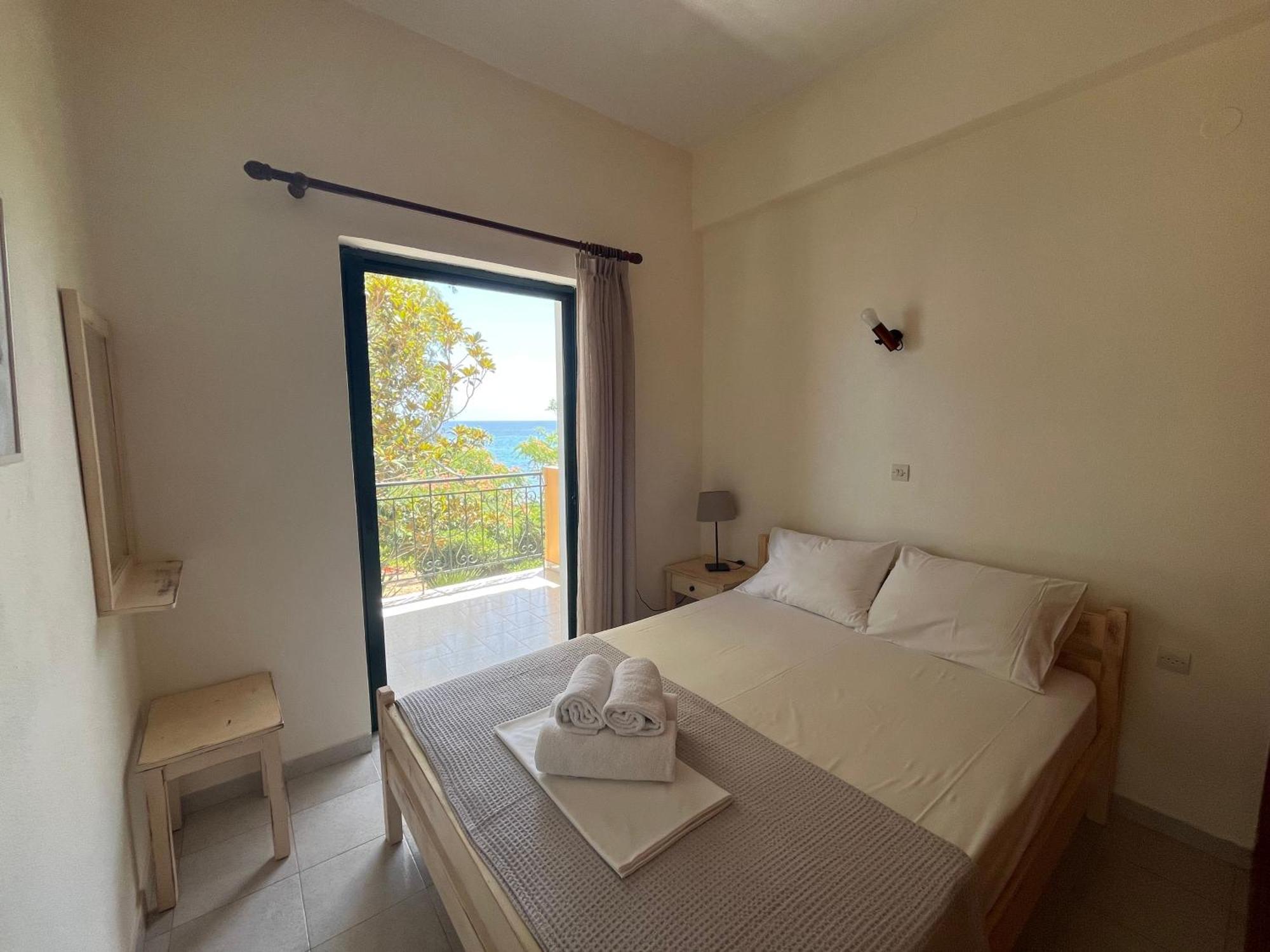 9 Muses Villas Chrani Exterior foto